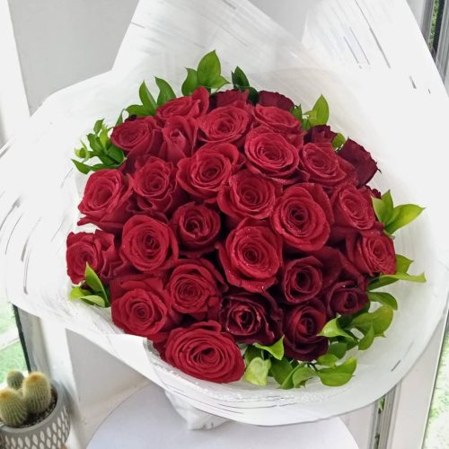 30 Red Roses and More